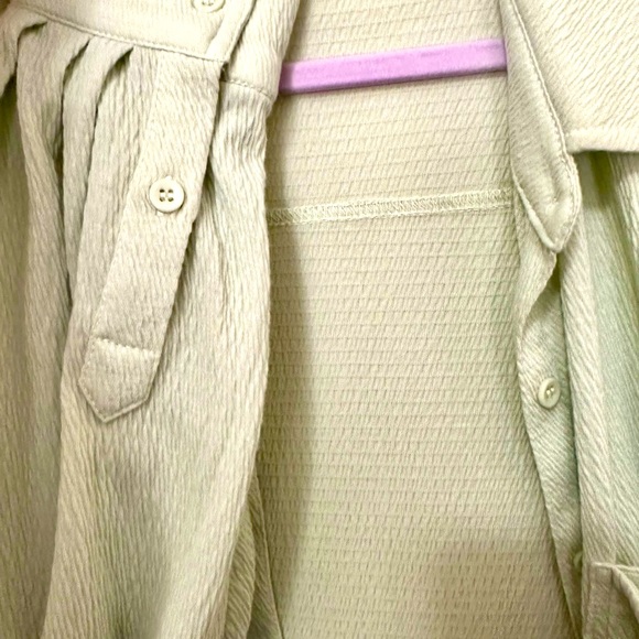 Mint colored oversized Blouse - Picture 3 of 6